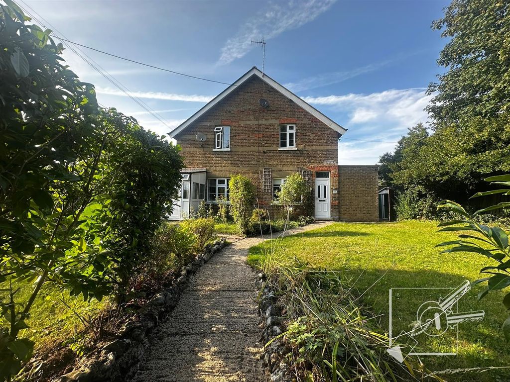 Property photo 1 of 18 External