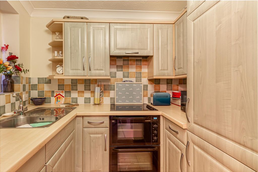 Property photo 3 of 14 Kitchen-1.Jpg