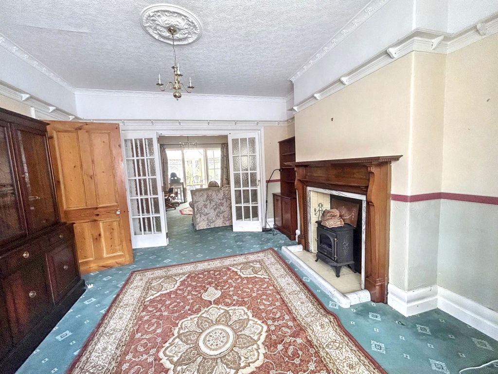 Property photo 3 of 23