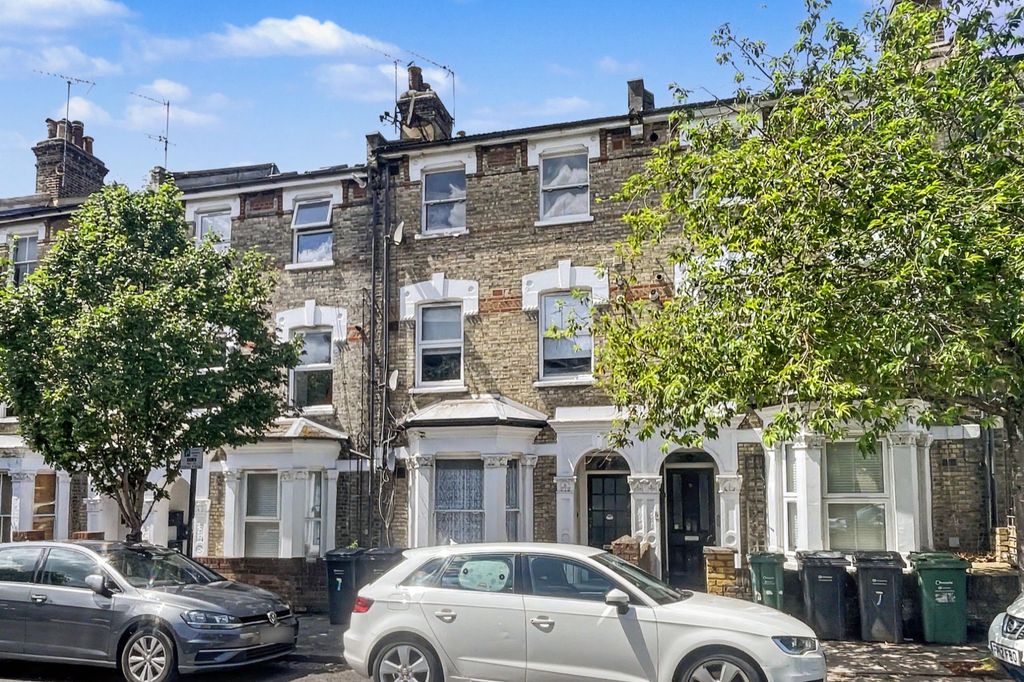 Property photo 1 of 9 Flat C, 7 Ariel Road, West Hampstead, London Nw6 2DX