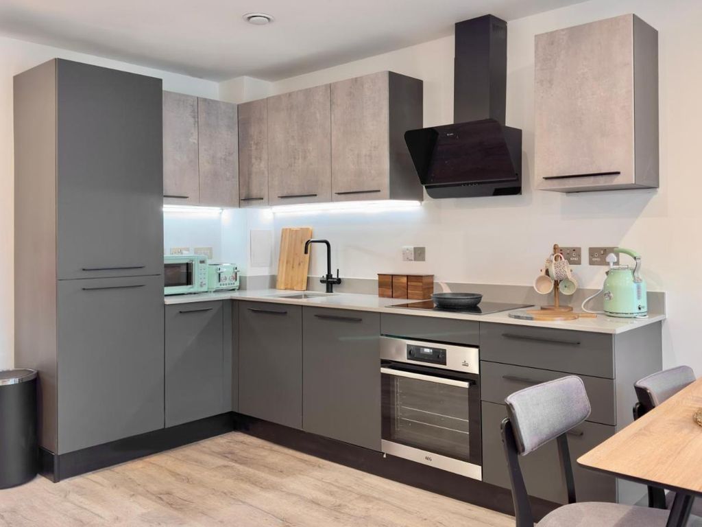 Property photo 1 of 12 Kitchen