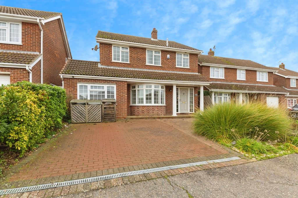 Property photo 1 of 25 Front