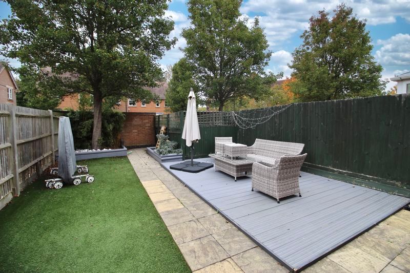 Property photo 3 of 11 Garden