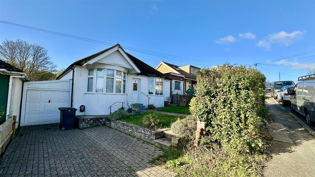 Property photo 2 of 22