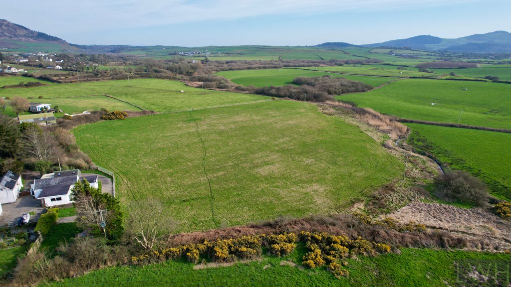 Property photo 1 of 6 Land South Of Twmpath Bach