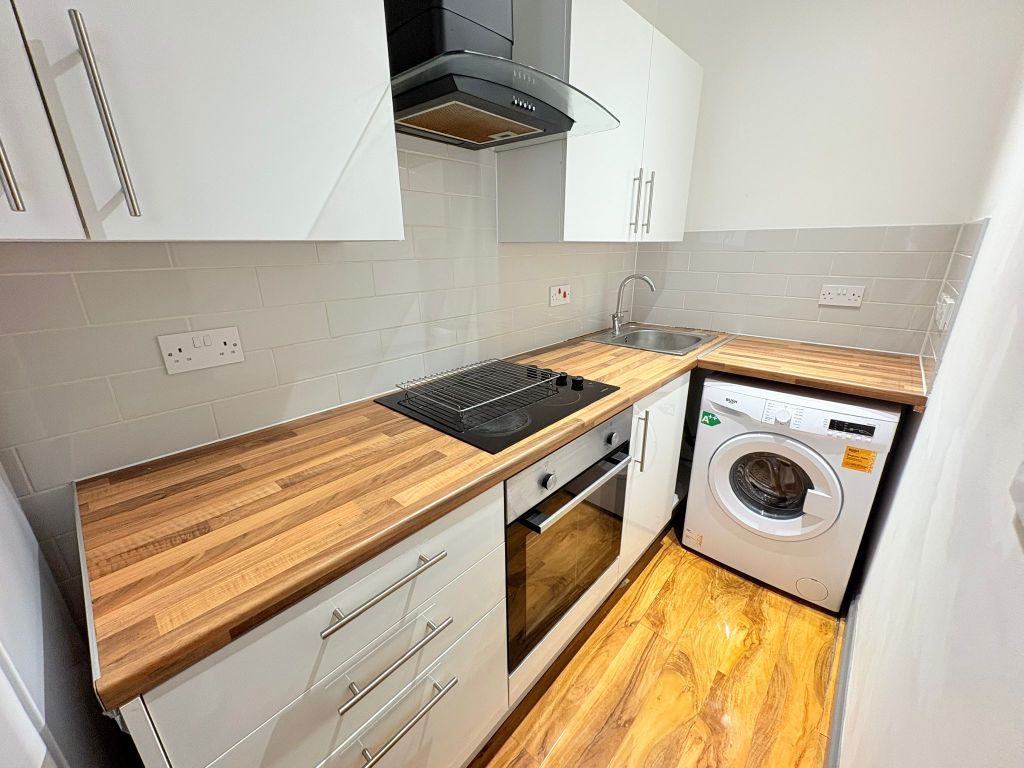 Property photo 2 of 6 Whatsapp Image 2025-10-03 At 12.57.24_F76Decc7