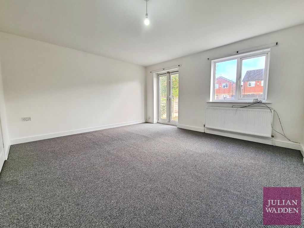 Property photo 2 of 15 Picture No. 10