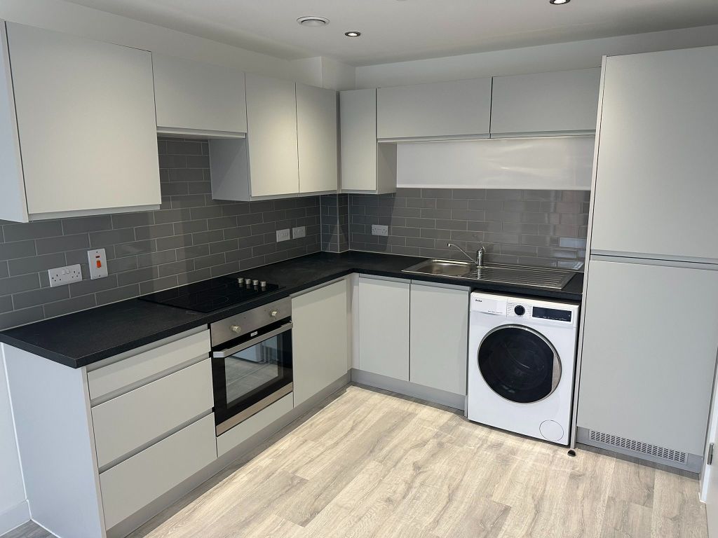 Property photo 2 of 8 Photograph 2