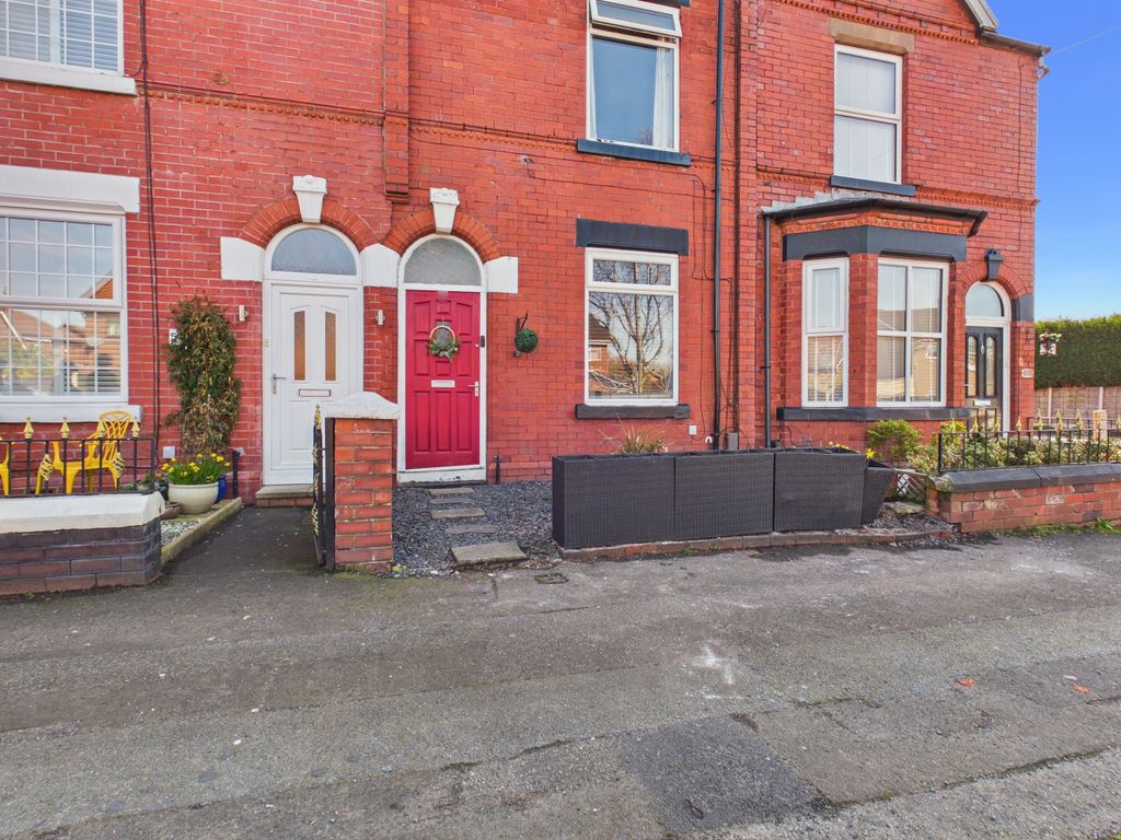 Property photo 2 of 21 Cam03729G0-Pr0274-Still025