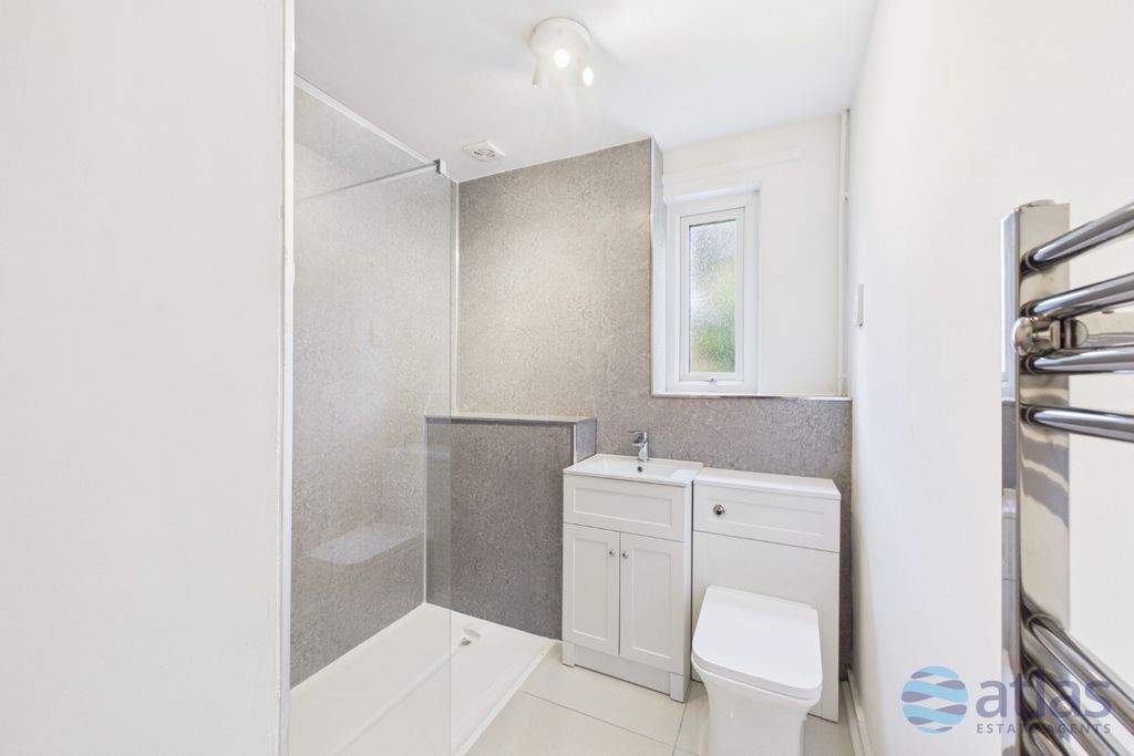 Property photo 3 of 16 Shower Room