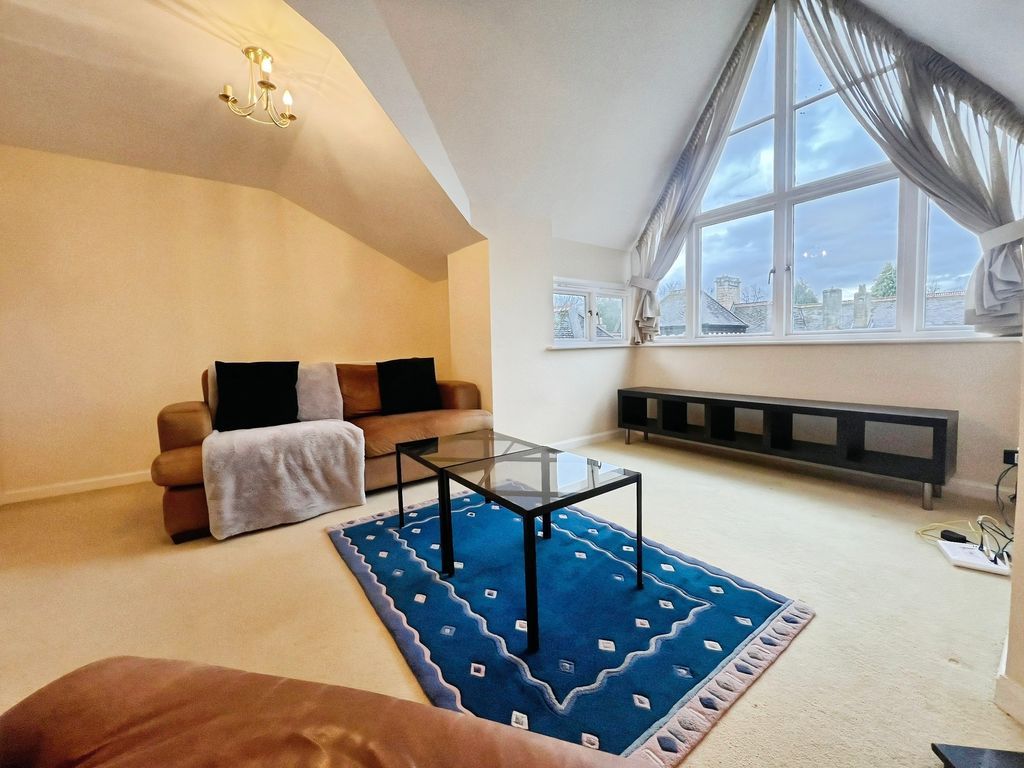 Property photo 2 of 13 Photo 10