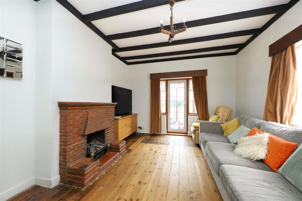 Property photo 3 of 12 Living Room