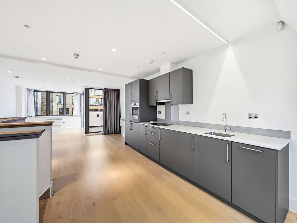 Property photo 1 of 18 Lexington Street