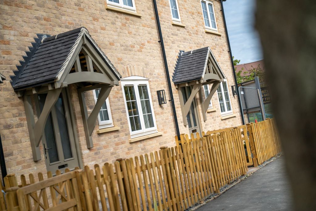 Property photo 1 of 38 17