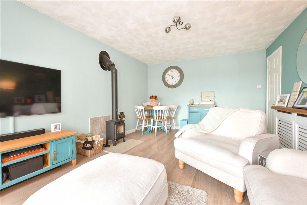 Property photo 3 of 9 Lounge/ Dining Room