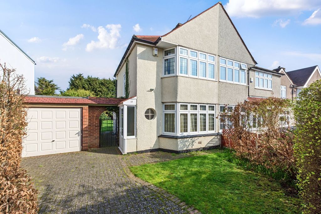 Property photo 1 of 14