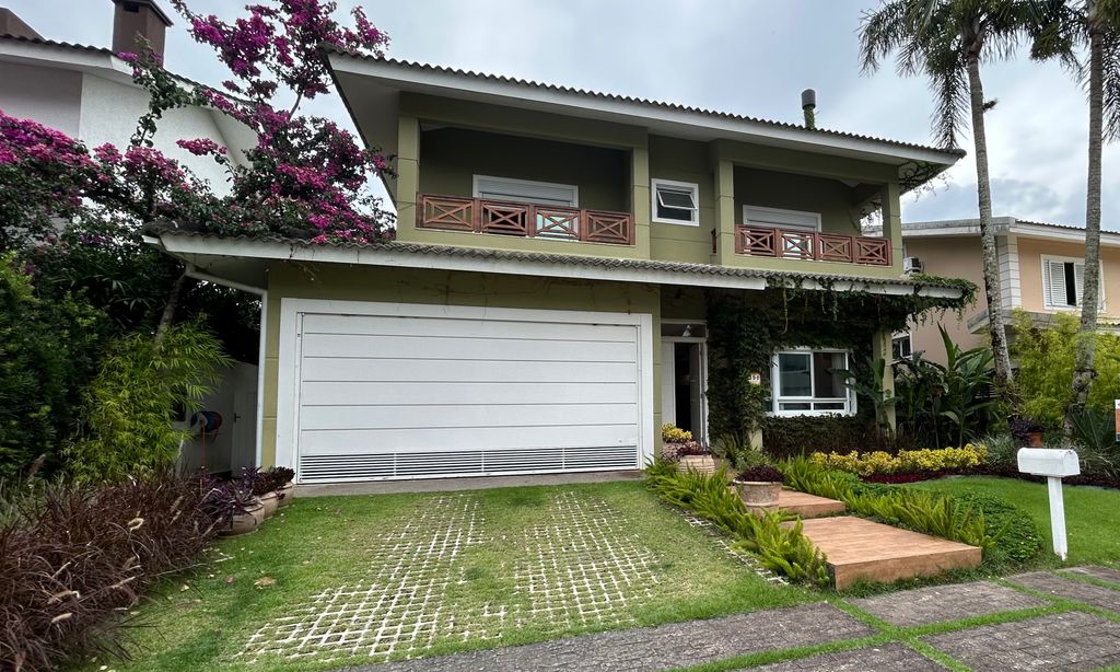 Property photo 1 of 32