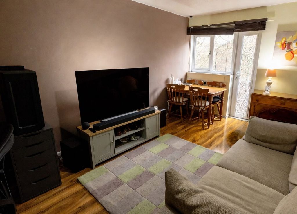 Property photo 1 of 5 Image (20)