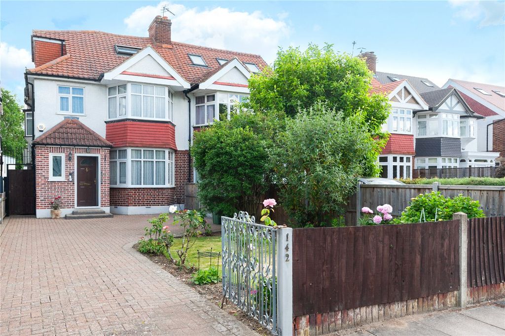 Property photo 1 of 22 Picture No. 01