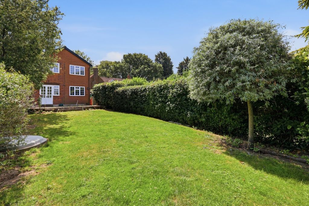 Property photo 2 of 28 Picture No. 41