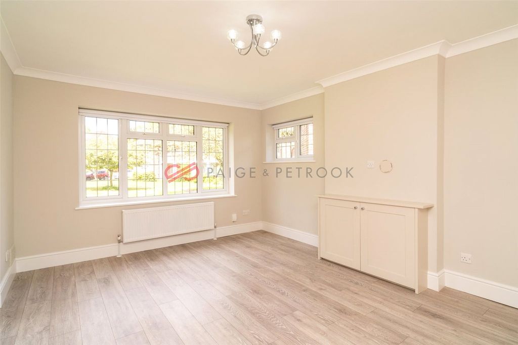 Property photo 3 of 16 Picture No. 05