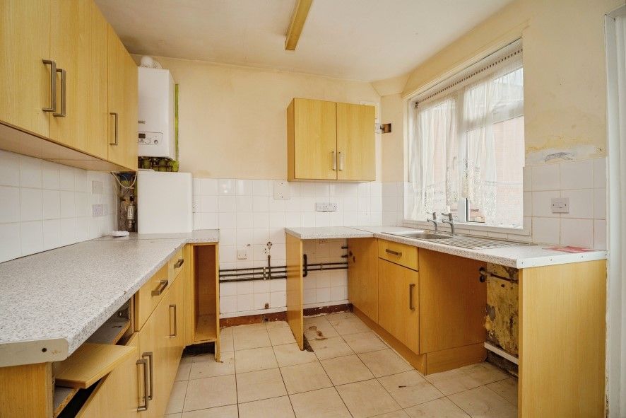 Property photo 3 of 20