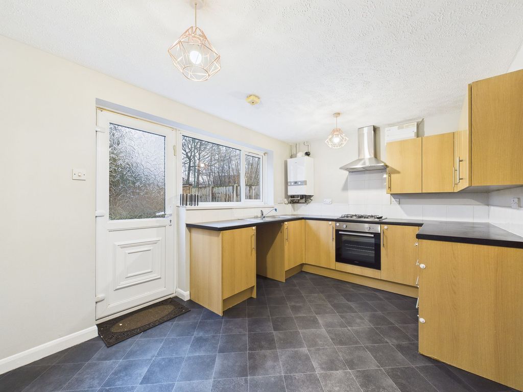 Property photo 3 of 12 Dining Kitchen