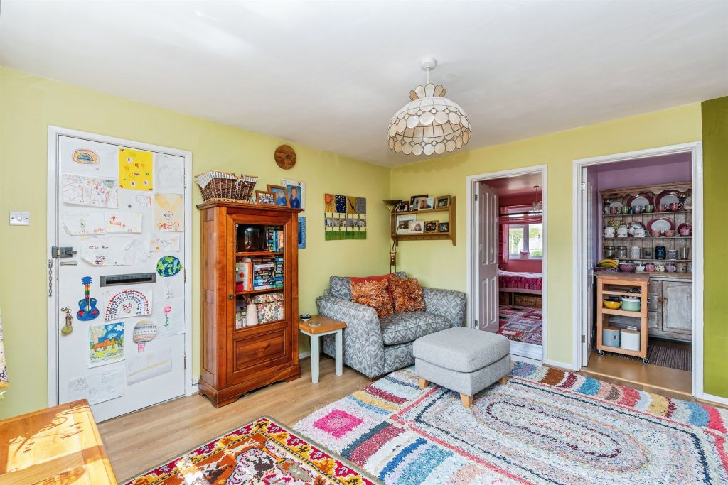 Property photo 3 of 19