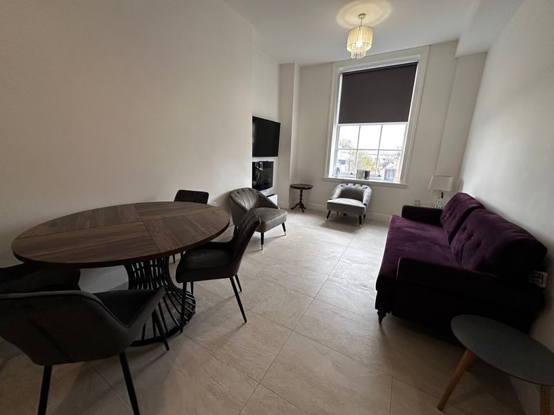 Property photo 3 of 10 Photo 10