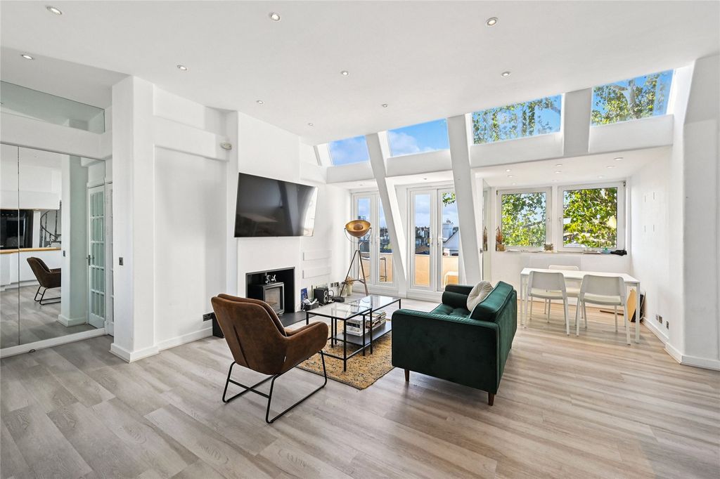 Property photo 1 of 23 Picture No. 25