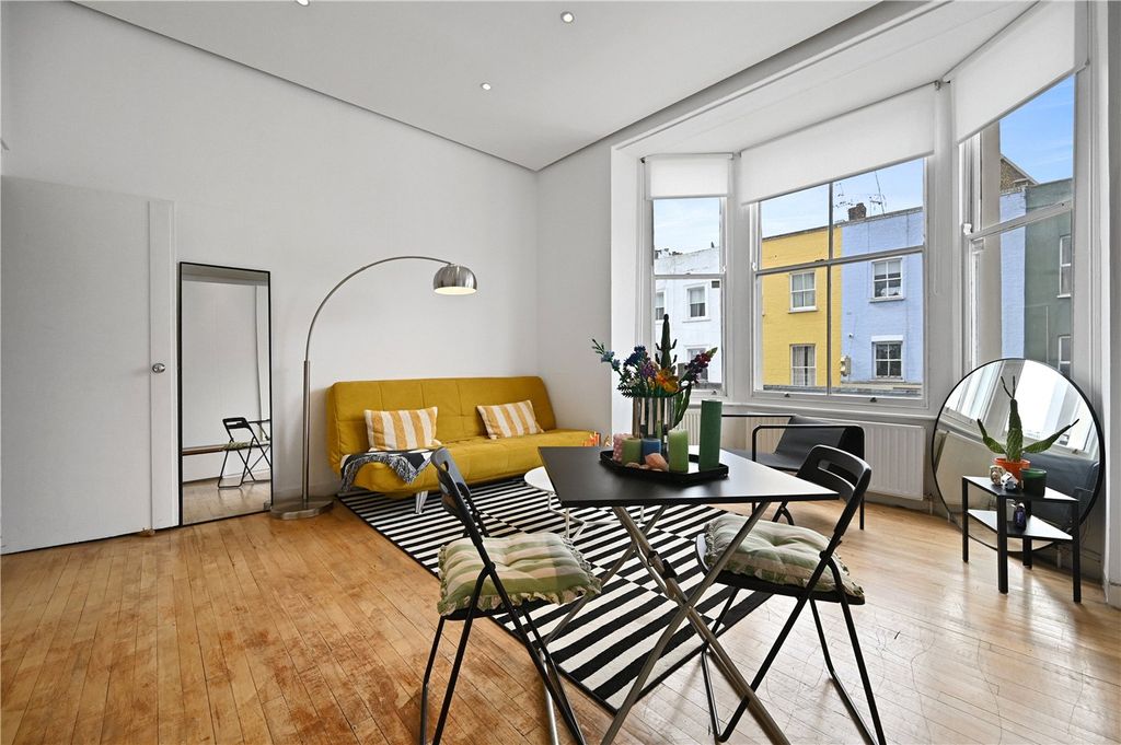 Property photo 2 of 8 Picture No. 11