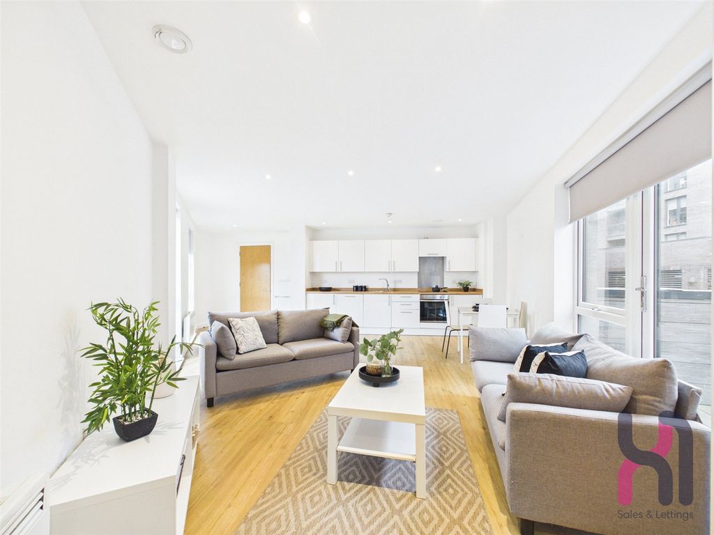 Property photo 1 of 18 Picture No. 20