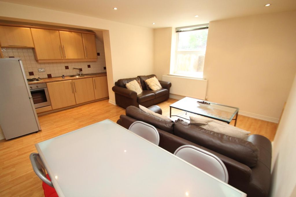 Property photo 1 of 9 0 General