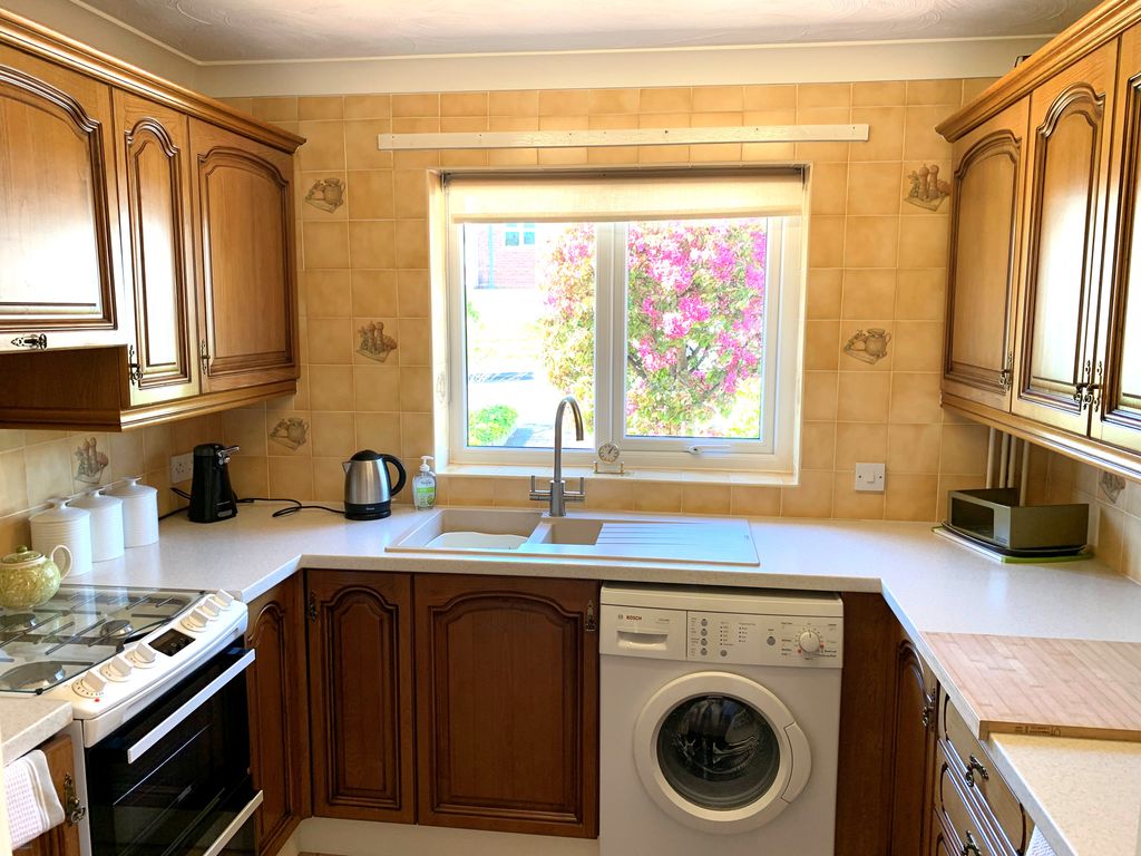Property photo 3 of 9 l9