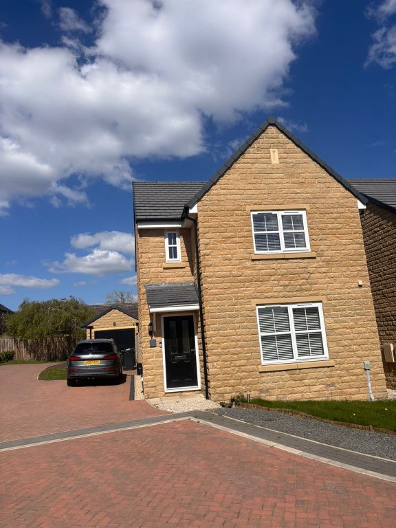 Property photo 2 of 18