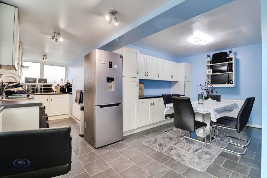 Property photo 2 of 17 Pbox-Img.Jpg