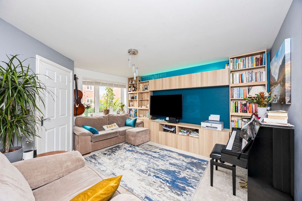 Property photo 2 of 17 Reception Room