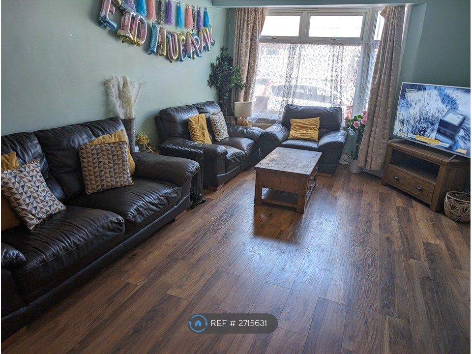 Property photo 1 of 25