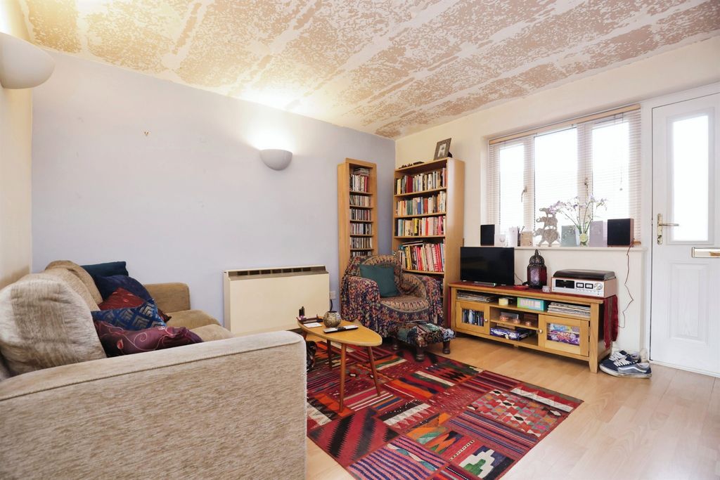 Additional image 12 of 1 bed flat for saleAlexandra Court, Kenilworth CV8