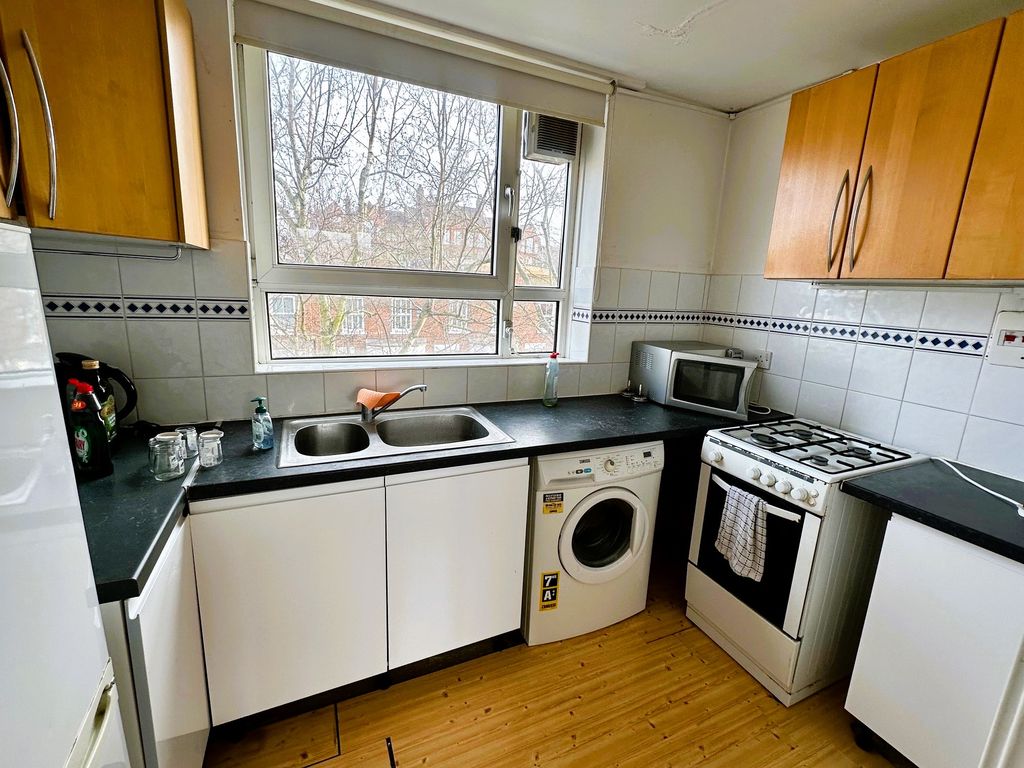 Property photo 2 of 4