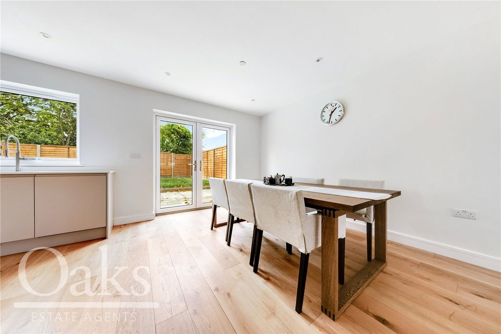 Property photo 3 of 12 Picture No. 09