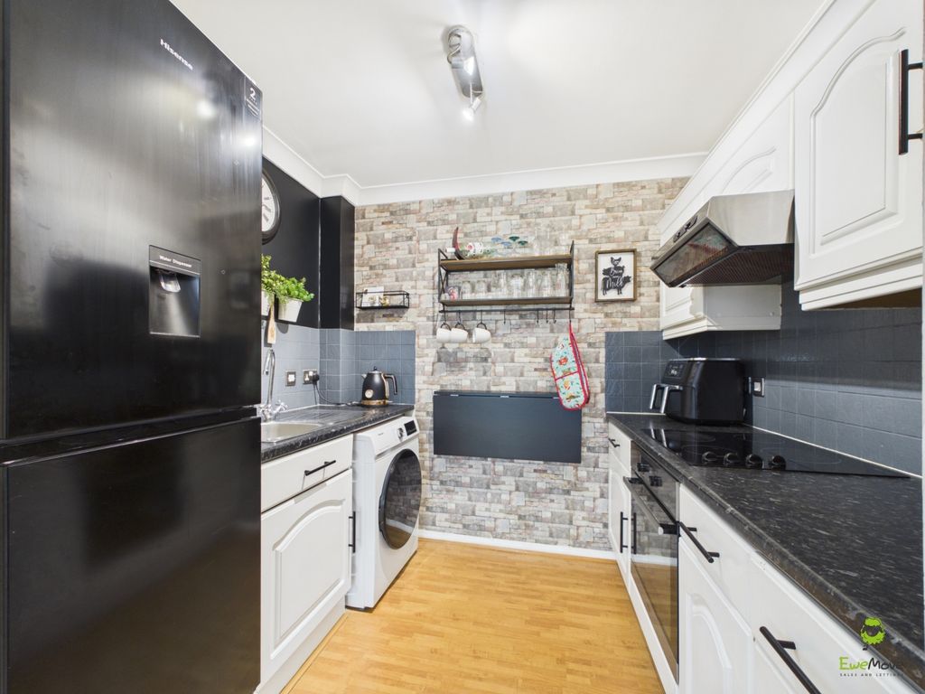1 bed flat for saleParkside Lodge, 101 Erith Road, Belvedere, Kent DA17 photo 5