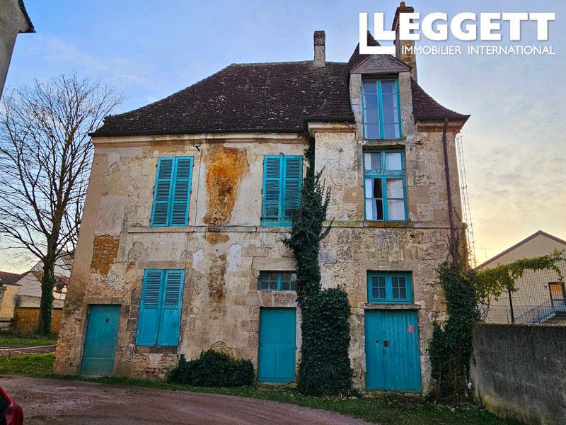 Property photo 1 of 10