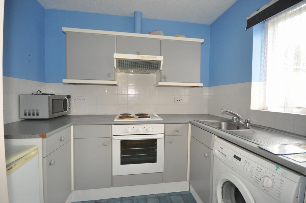 Property photo 3 of 5