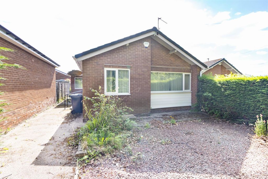 Property photo 1 of 12 Front External