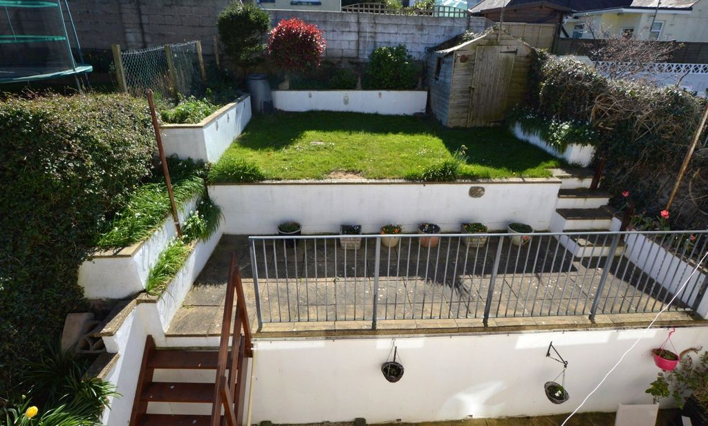 Property photo 3 of 17 Picture No. 20