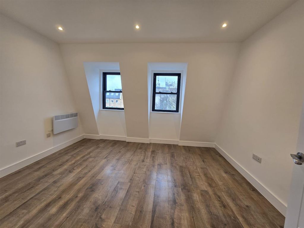 Property photo 3 of 7 Whatsapp Image 2026-02-09 At 16.14.22 (1).Jpeg