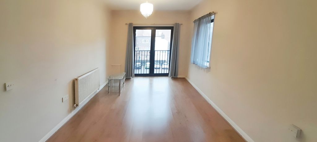 Property photo 3 of 12 6A37479d-Whatsapp 20Image 202024-11-19 20At 2011.1