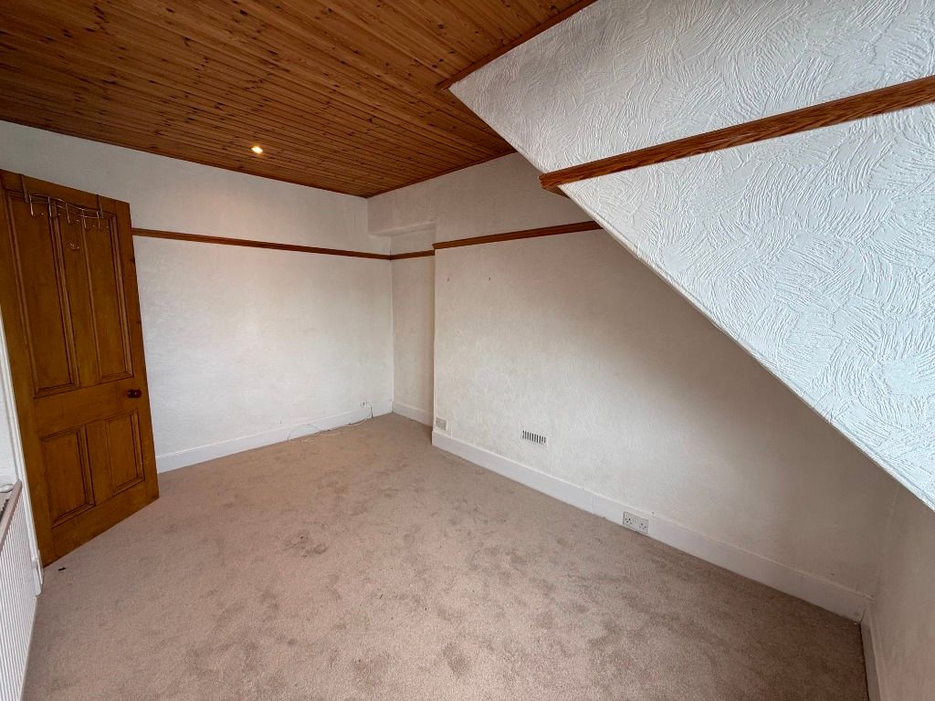 Property photo 3 of 12 Photo 3