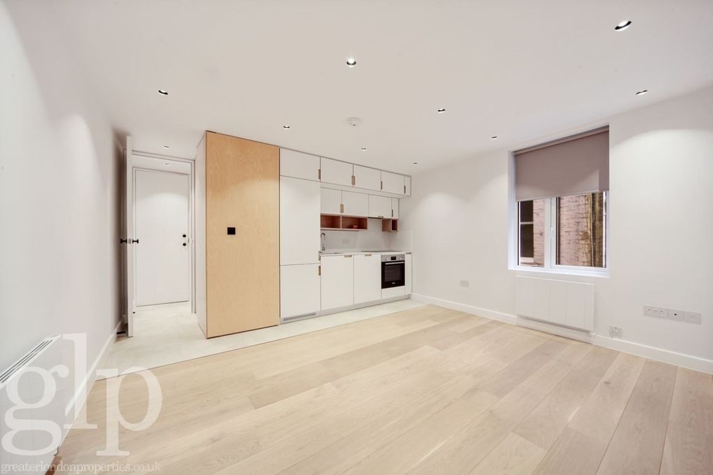 Property photo 1 of 10 4330230